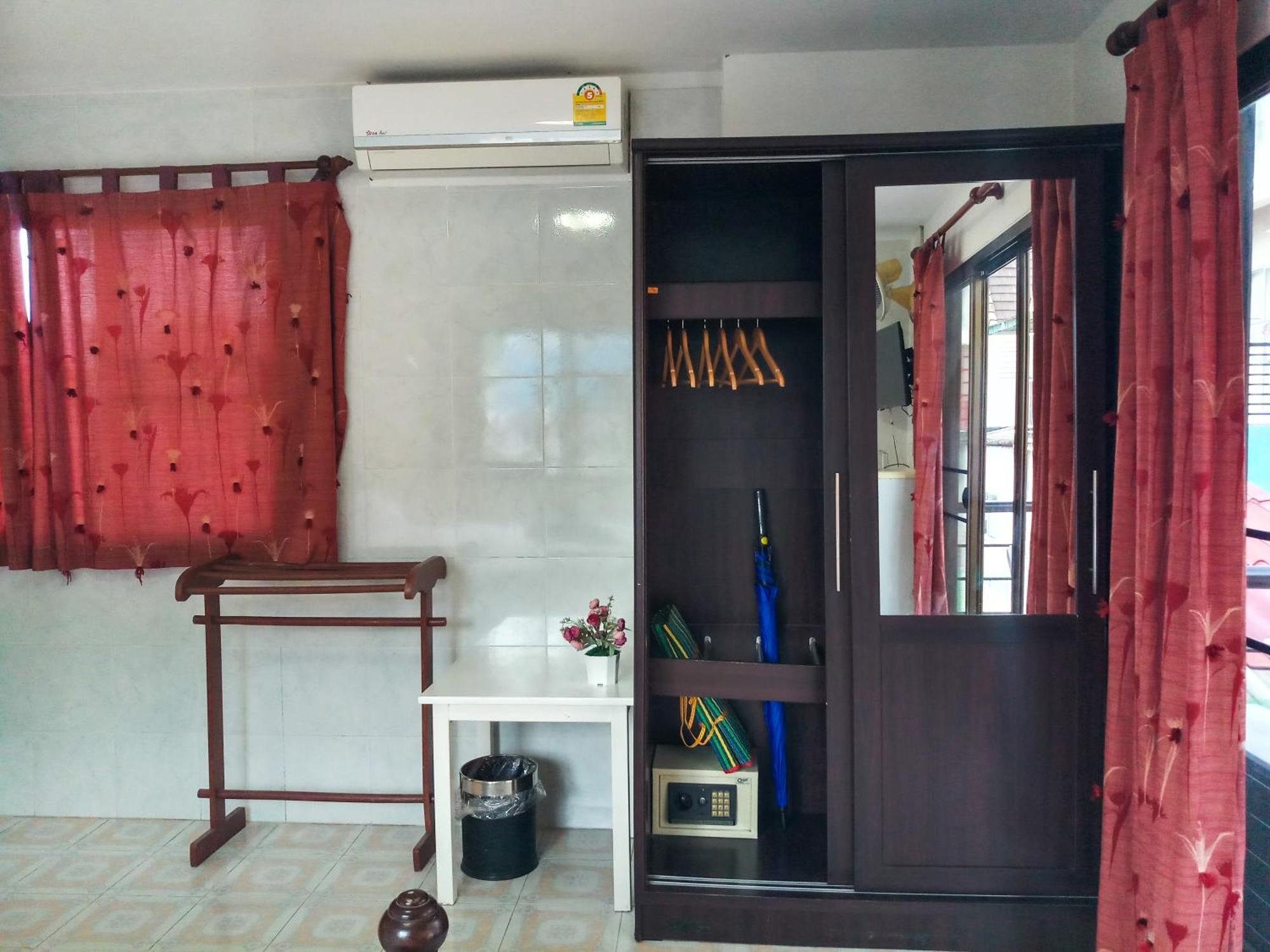 Kata Lina Guesthouse المظهر الخارجي الصورة